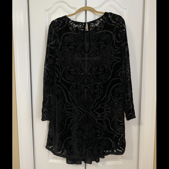 L/S black sheer print dress - Picture 2 of 6